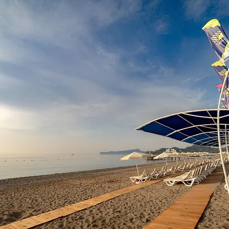 Hotel Diamonds Club Kemer 5*